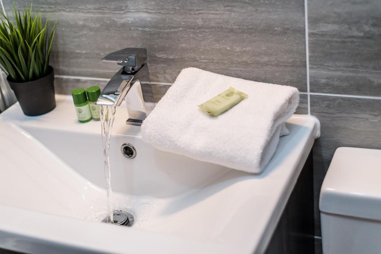Superb Location, Lovely And Bright 2 Bed Apartamento Liverpool Exterior foto